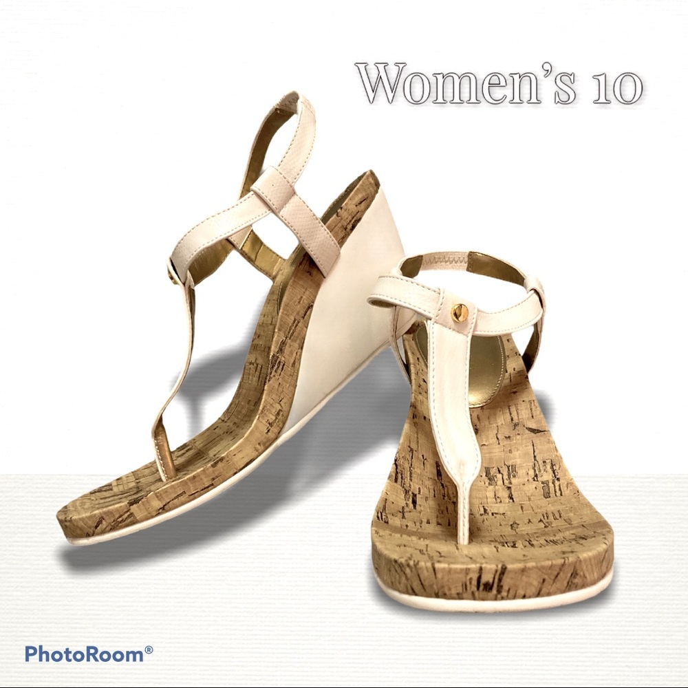 Chaps Size 10 Thong Wedge Sandals